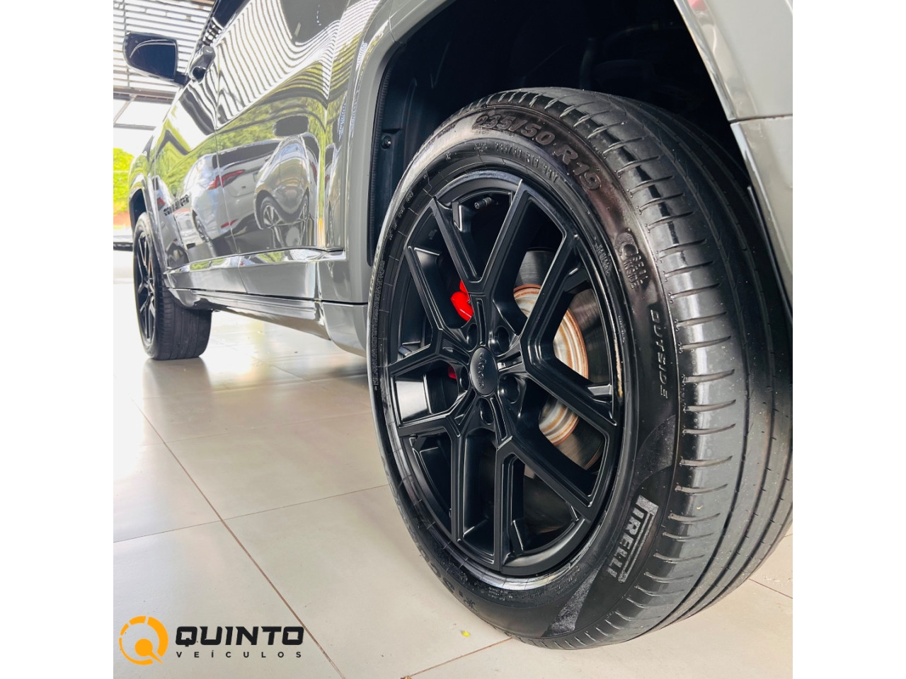 Commander 2.0 16V 4P HURRICANE 4 TURBO BLACKHAWK AUTOMÁTICO AT9