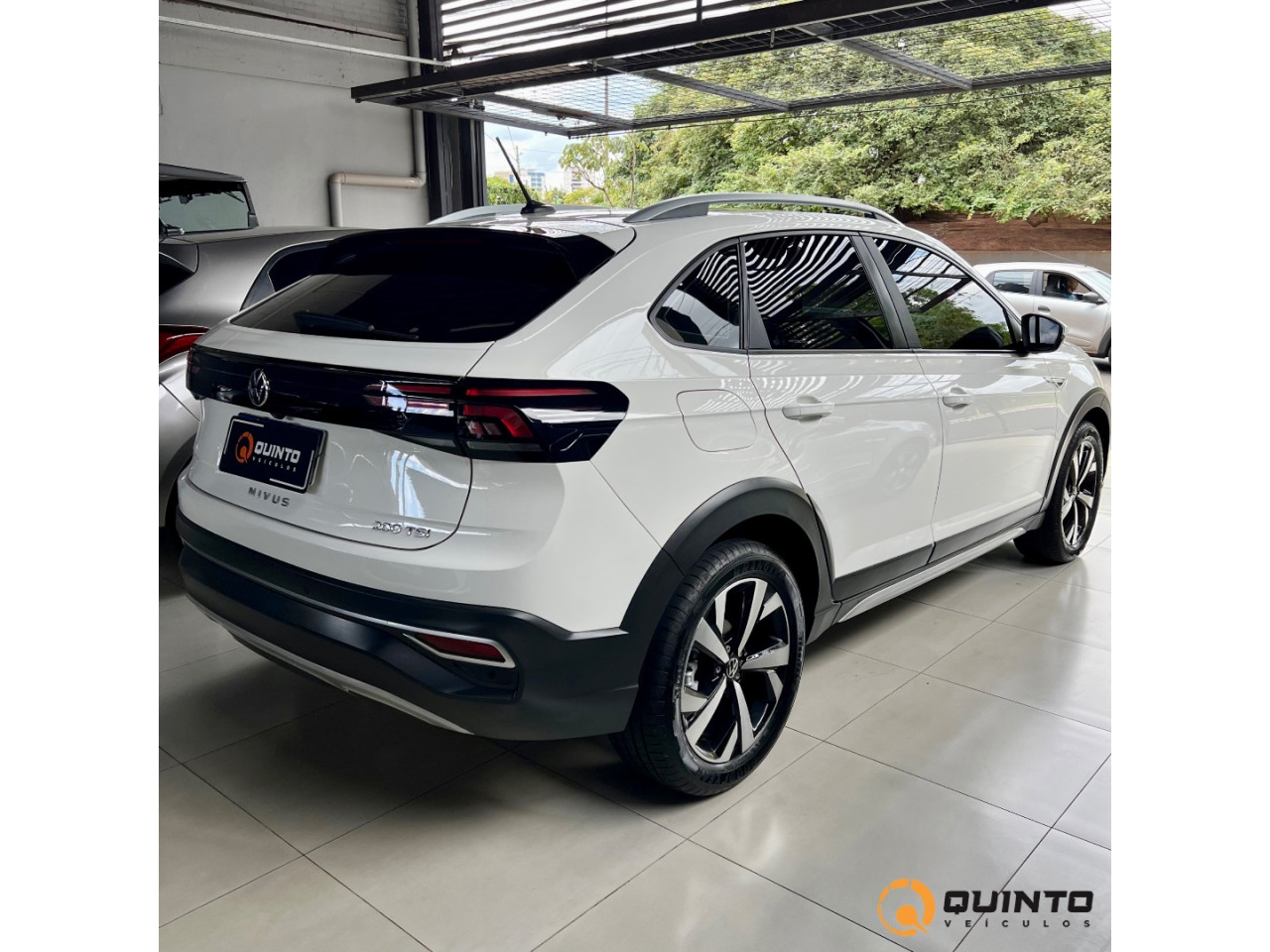 Nivus 1.0 4P FLEX 200 TSI HIGHLINE TURBO AUTOMÁTICO