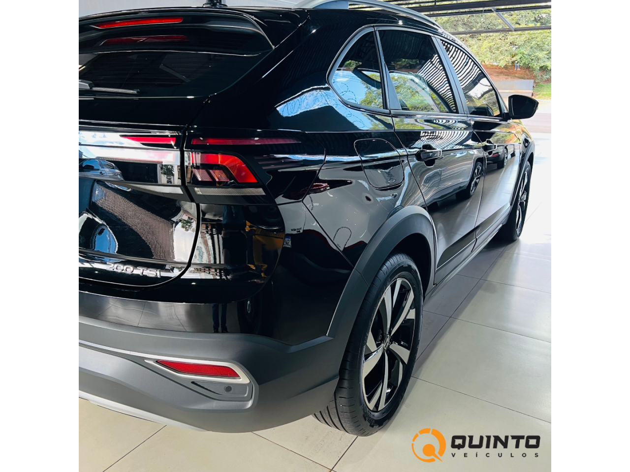 Nivus 1.0 4P FLEX 200 TSI HIGHLINE TURBO AUTOMÁTICO