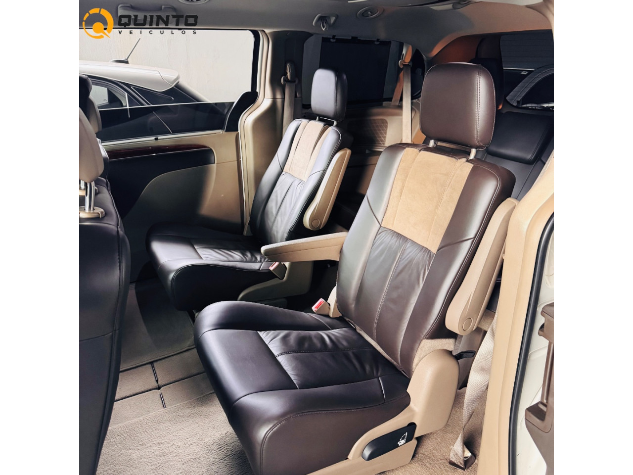 Town & Country 3.6 V6 12V 4P LIMITED AUTOMÁTICO