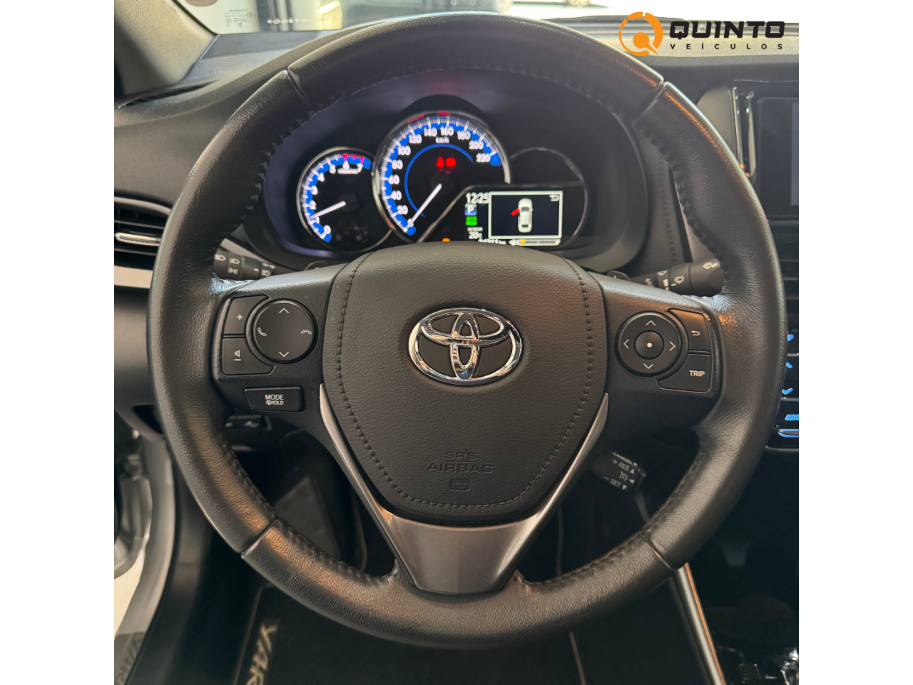 Yaris Sedan 1.5 16V 4P FLEX XLS MULTIDRIVE AUTOMÁTICO CVT