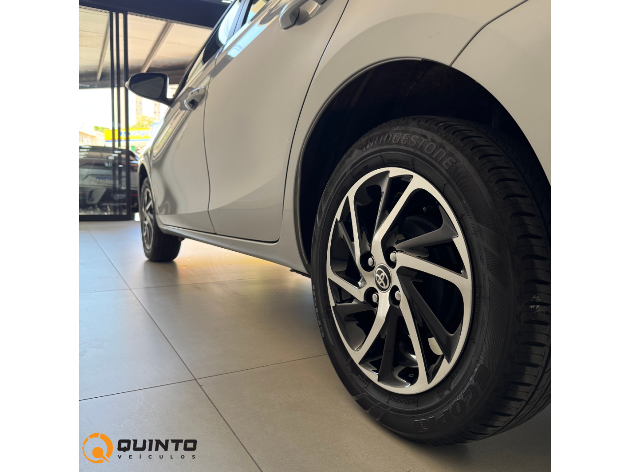 Yaris Sedan 1.5 16V 4P FLEX XLS MULTIDRIVE AUTOMÁTICO CVT