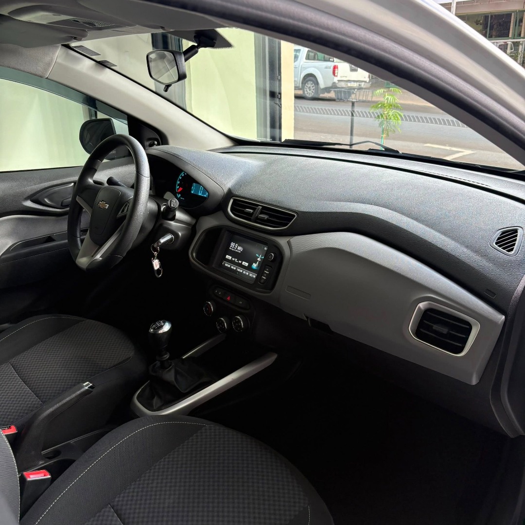 CHEVROLET Onix Hatch 1.4 4P FLEX LT