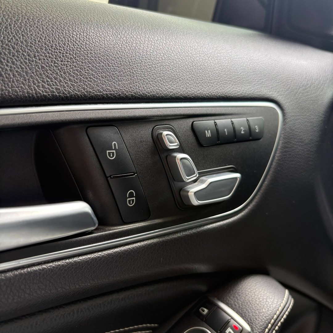 MERCEDES-BENZ GLA 200 1.6 16V 4P FLEX CGI NIGHT TURBO AUTOMÁTICO