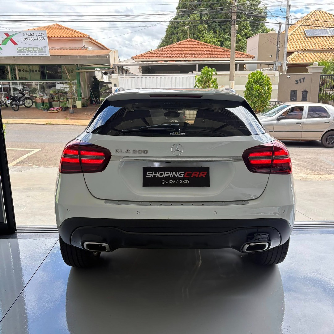 MERCEDES-BENZ GLA 200 1.6 16V 4P FLEX CGI NIGHT TURBO AUTOMÁTICO