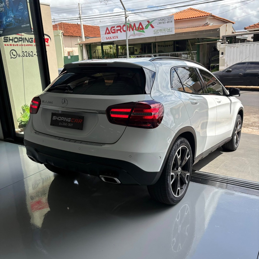MERCEDES-BENZ GLA 200 1.6 16V 4P FLEX CGI NIGHT TURBO AUTOMÁTICO
