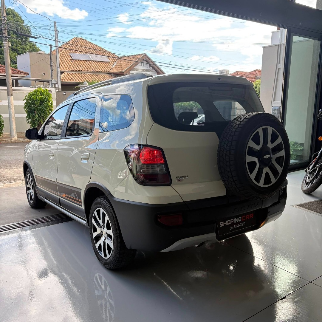 CHEVROLET Spin 1.8 4P FLEX ACTIVE5 AUTOMÁTICO