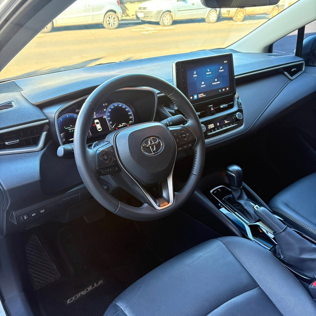 TOYOTA Corolla 2.0 16V 4P FLEX XEI DIRECT SHIFT AUTOMÁTICO CVT