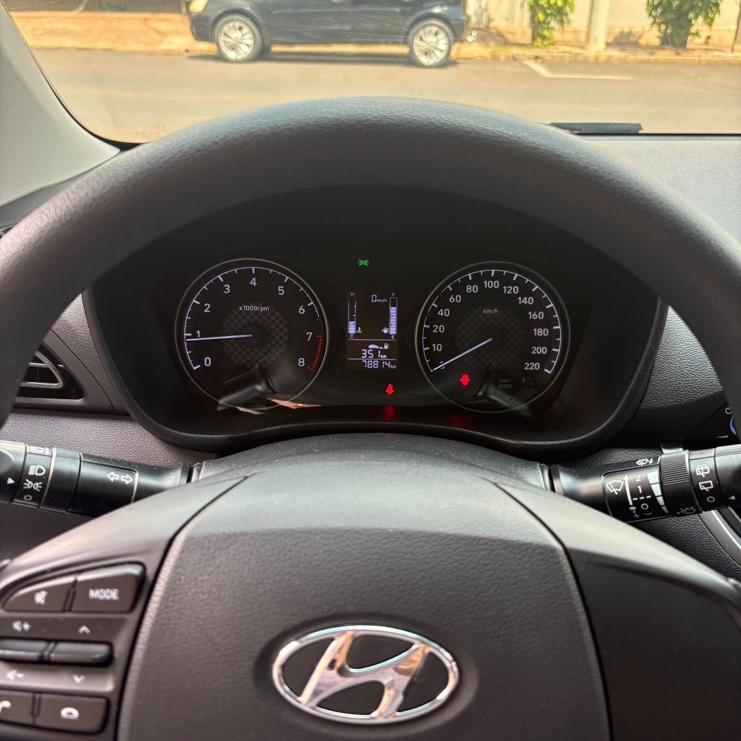 HYUNDAI HB 20 Hatch 1.0 12V 4P FLEX SENSE