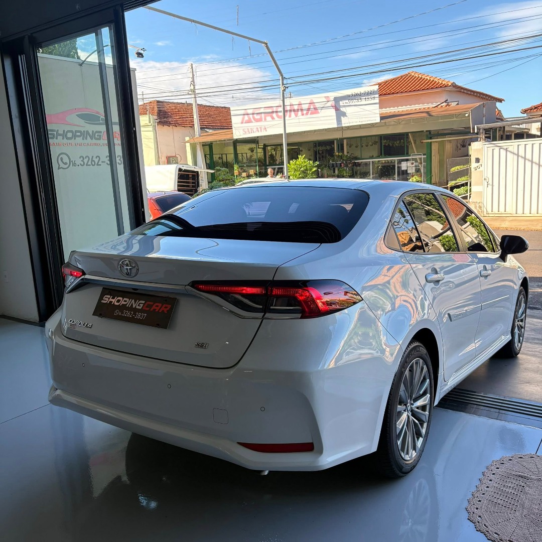 TOYOTA Corolla 2.0 16V 4P FLEX XEI DIRECT SHIFT AUTOMÁTICO CVT