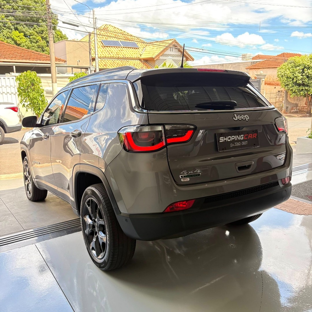 JEEP Compass 2.0 16V 4P LONGITUDE TURBO DIESEL 4X4 AUTOMÁTICO