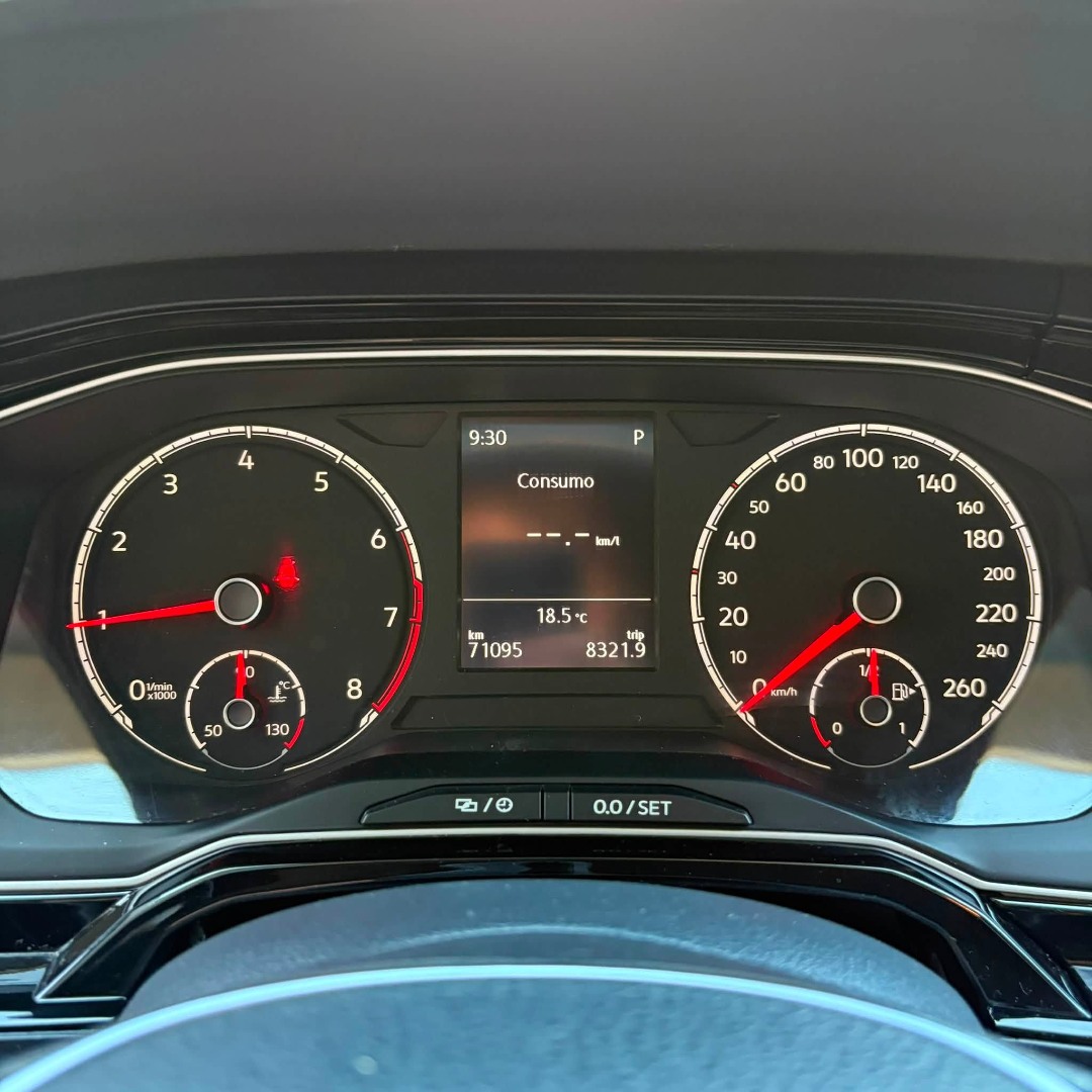 VOLKSWAGEN Polo Hatch 1.0 12V 4P 200 TSI  COMFORTLINE AUTOMÁTICO