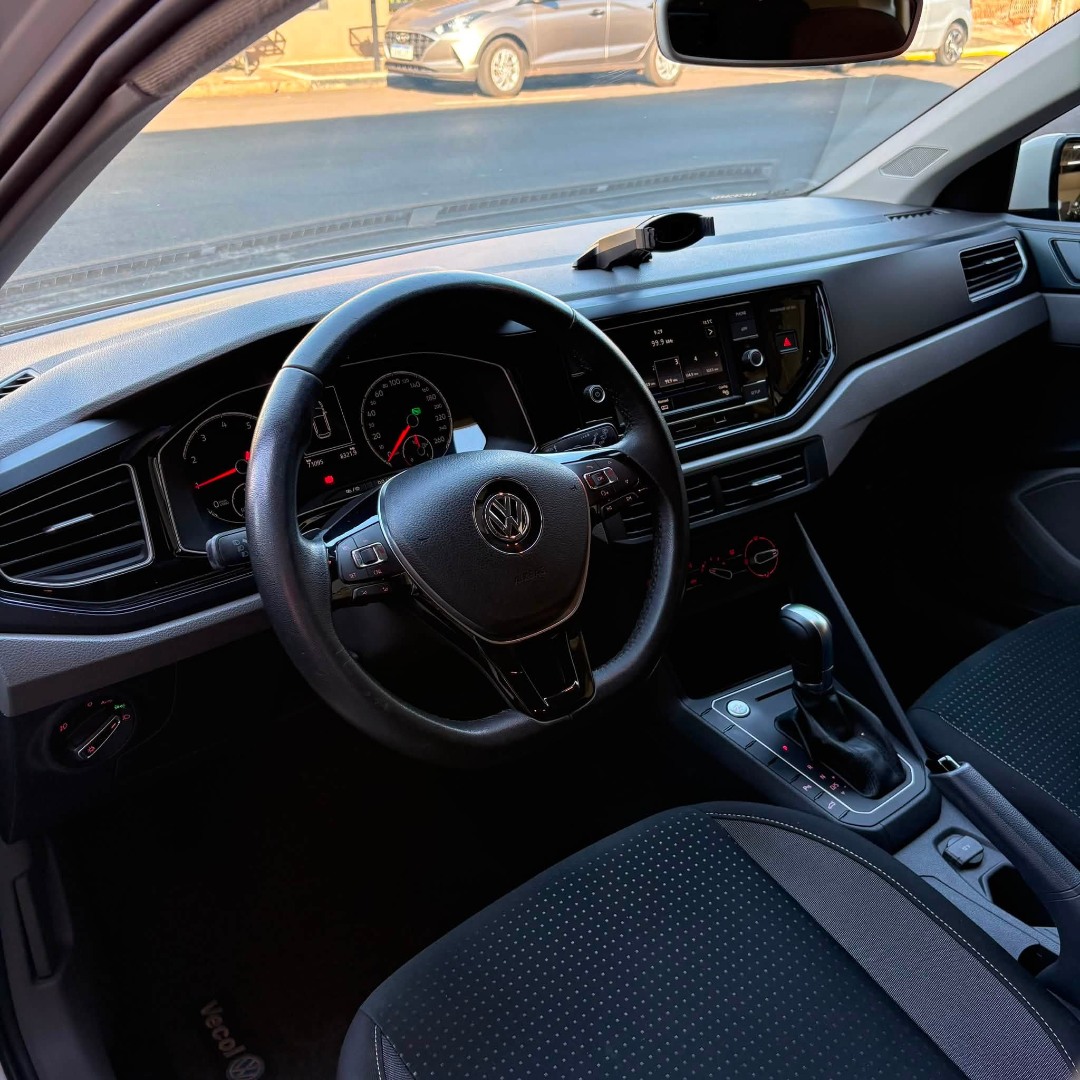 VOLKSWAGEN Polo Hatch 1.0 12V 4P 200 TSI  COMFORTLINE AUTOMÁTICO
