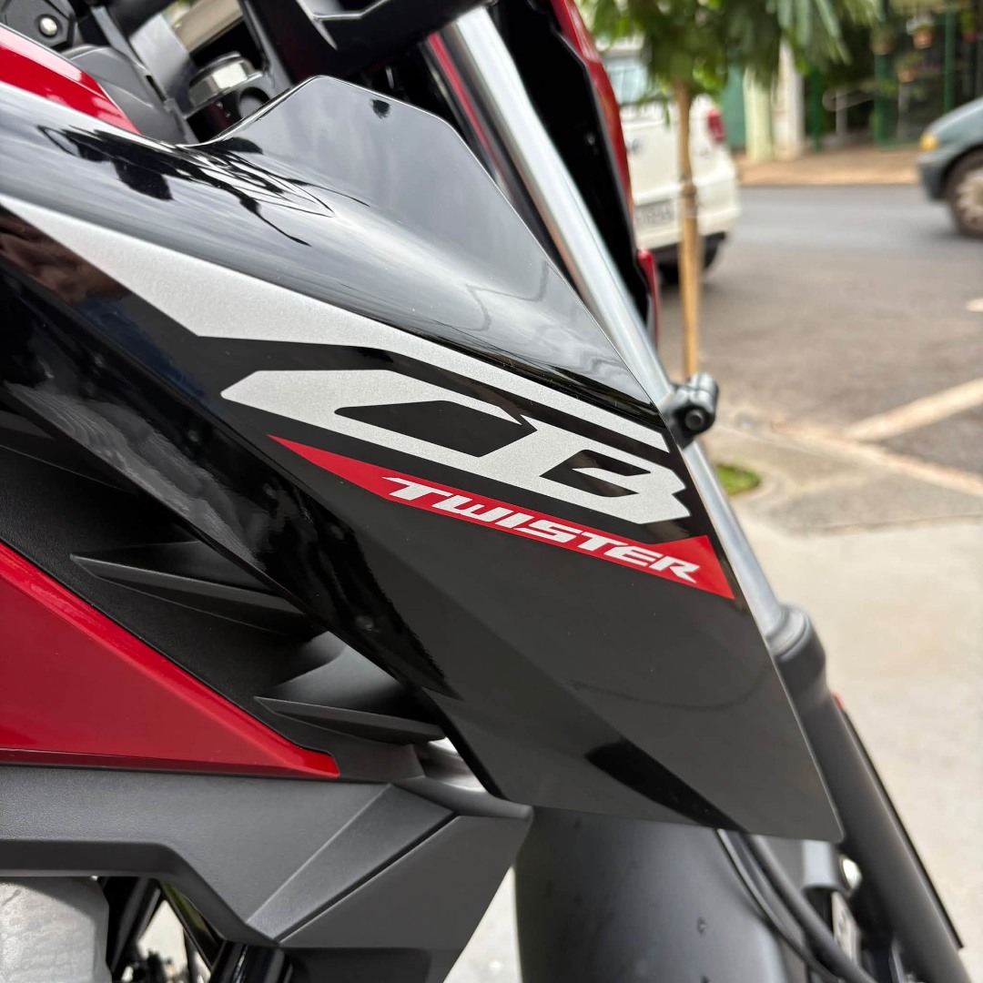 HONDA CB 300 F Twister FLEX ABS