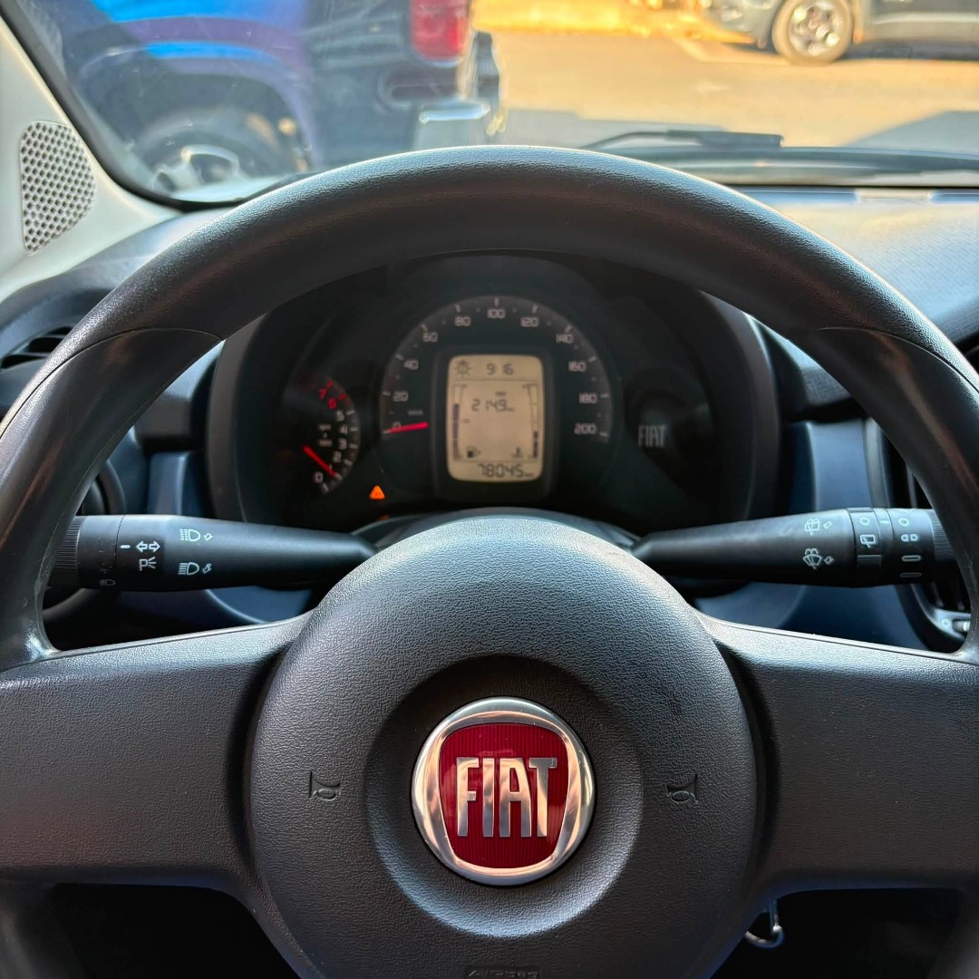 FIAT Uno 1.0 4P FLEX DRIVE