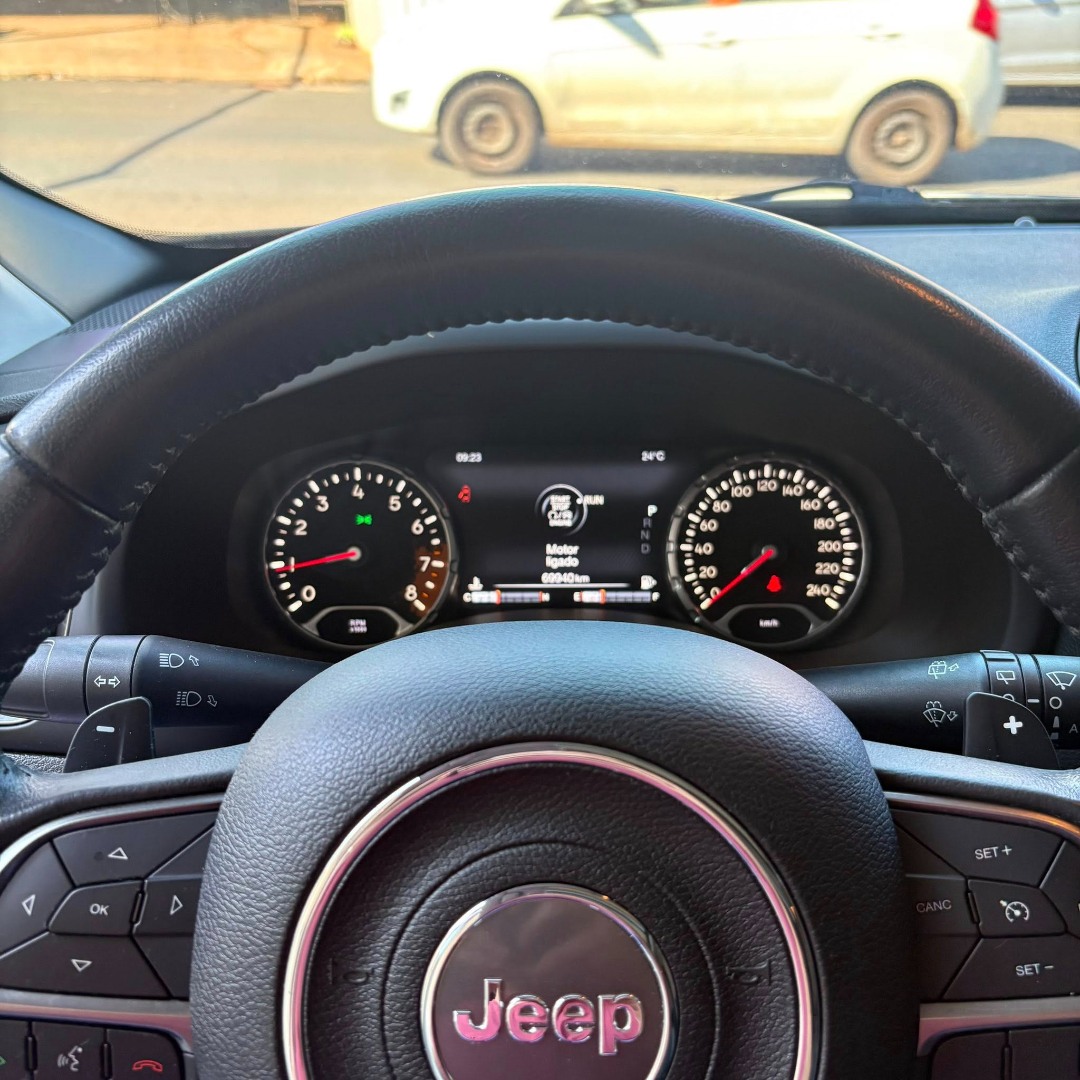 JEEP Renegade 1.8 16V 4P LIMITED FLEX AUTOMÁTICO