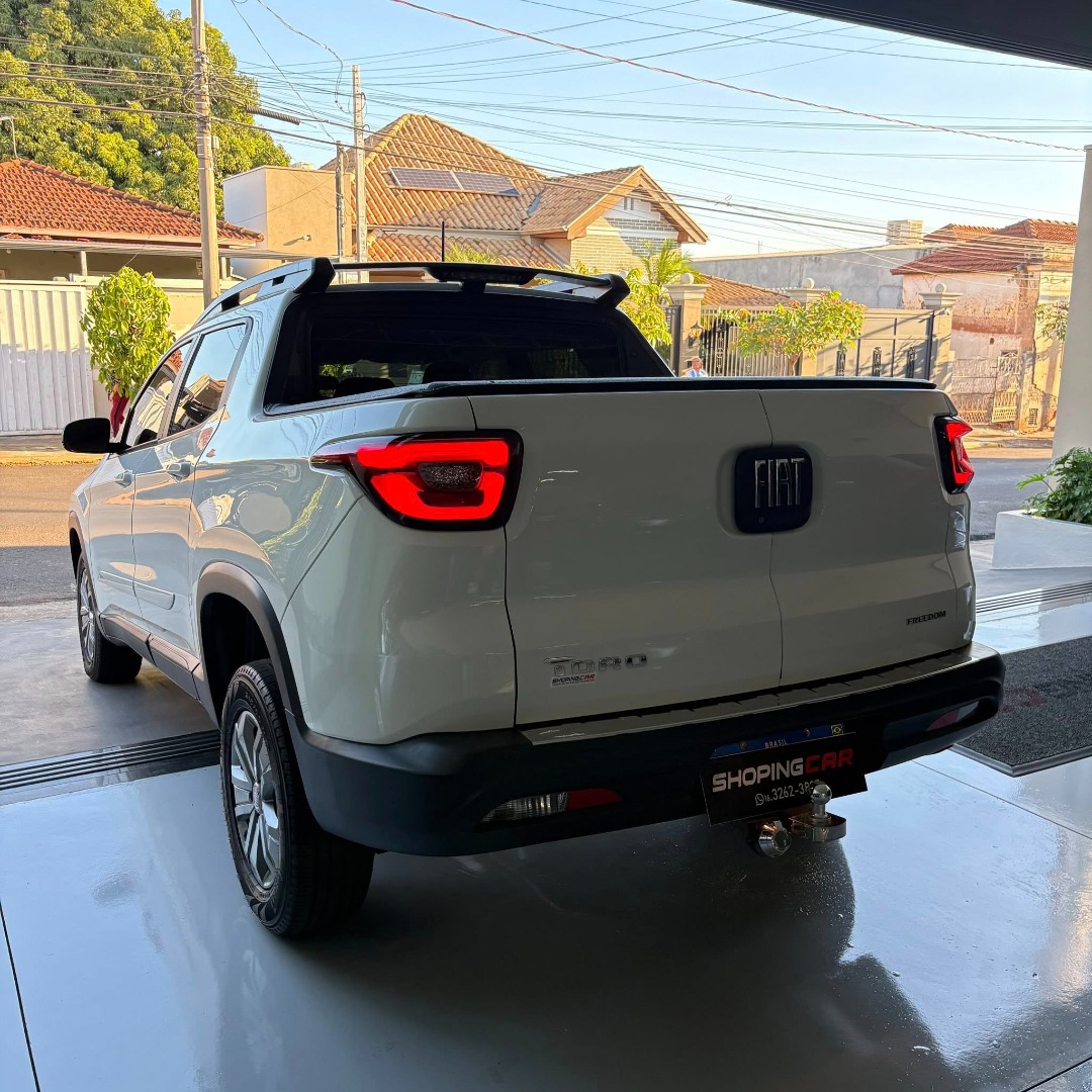 FIAT Toro 1.8 16V 4P FLEX FREEDOM AUTOMÁTICO