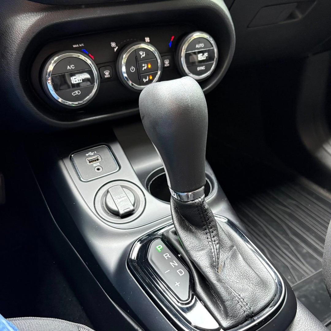 FIAT Toro 1.8 16V 4P FLEX FREEDOM AUTOMÁTICO