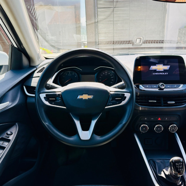 CHEVROLET Onix Hatch 1.0 4P FLEX LT2