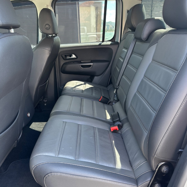 VOLKSWAGEN Amarok 3.0 V6 CABINE DUPLA HIGHLINE 4X4 TURBO INTERCOOLER AUTOMÁTICO