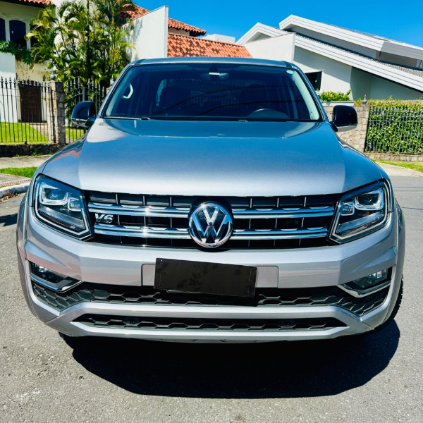 VOLKSWAGEN Amarok 3.0 V6 CABINE DUPLA HIGHLINE 4X4 TURBO INTERCOOLER AUTOMÁTICO
