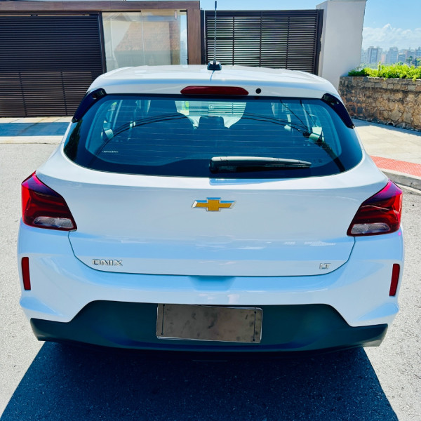 CHEVROLET Onix Hatch 1.0 4P FLEX LT2