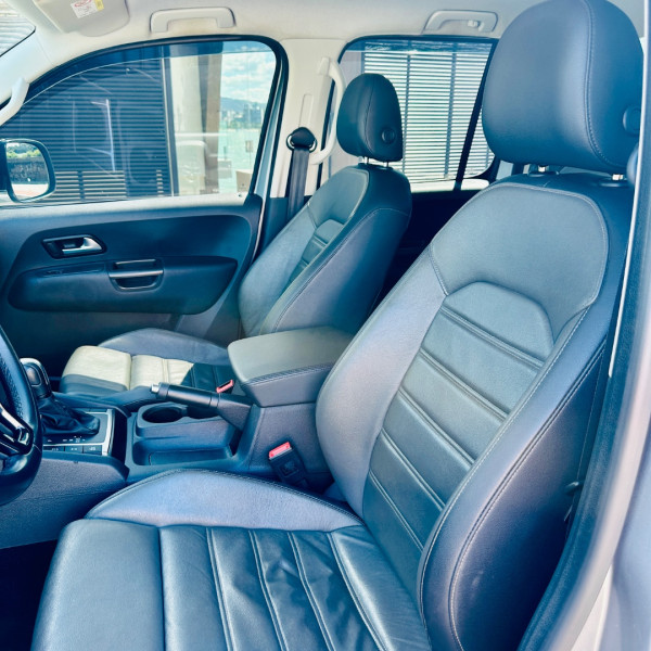 VOLKSWAGEN Amarok 3.0 V6 CABINE DUPLA HIGHLINE 4X4 TURBO INTERCOOLER AUTOMÁTICO