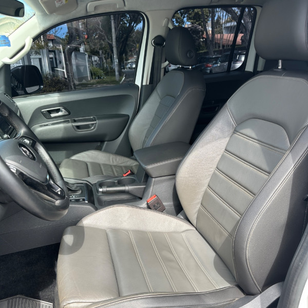 VOLKSWAGEN Amarok 3.0 V6 CABINE DUPLA HIGHLINE 4X4 TURBO INTERCOOLER AUTOMÁTICO