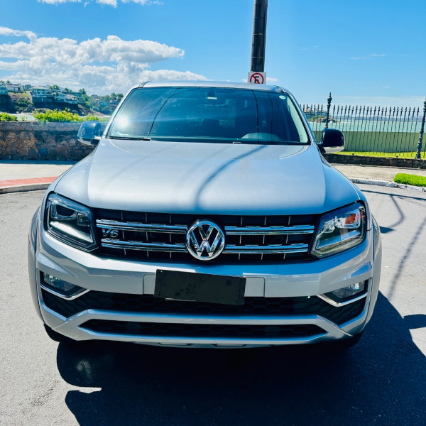 VOLKSWAGEN Amarok 3.0 V6 CABINE DUPLA HIGHLINE 4X4 TURBO INTERCOOLER AUTOMÁTICO