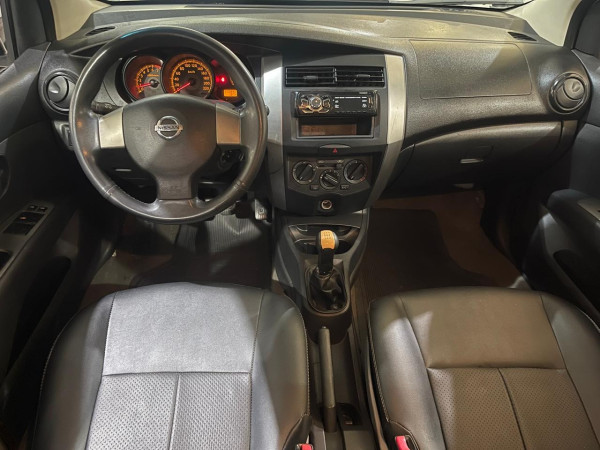 NISSAN Livina 1.6 16V 4P FLEX