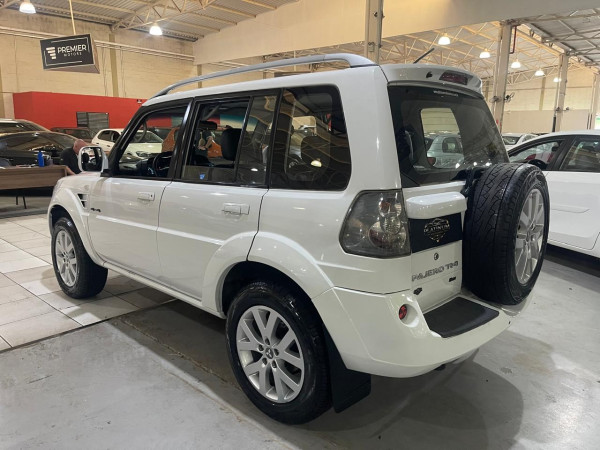MITSUBISHI Pajero TR4 2.0 16V 4P 4X4 FLEX AUTOMÁTICO