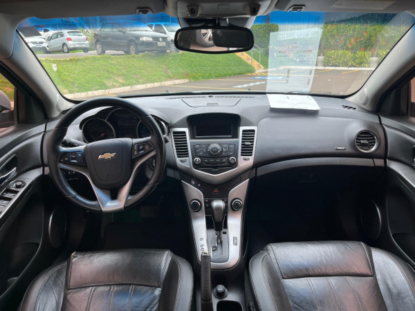 CHEVROLET Cruze Sedan 1.8 16V 4P LT ECOTEC FLEX AUTOMÁTICO