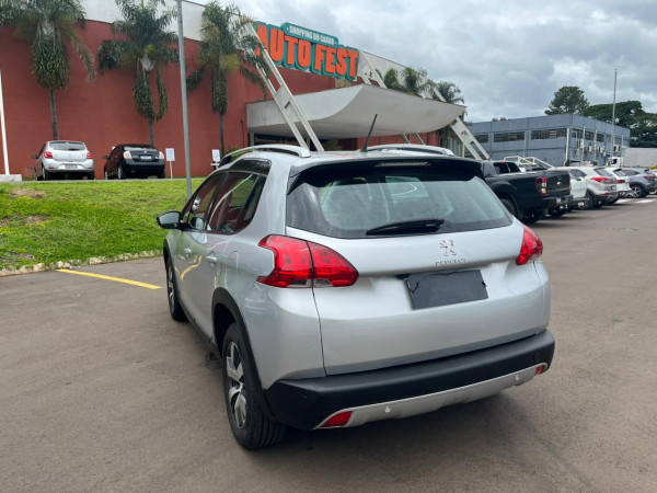 PEUGEOT 2008 1.6 16V 4P FLEX GRIFFE AUTOMÁTICO