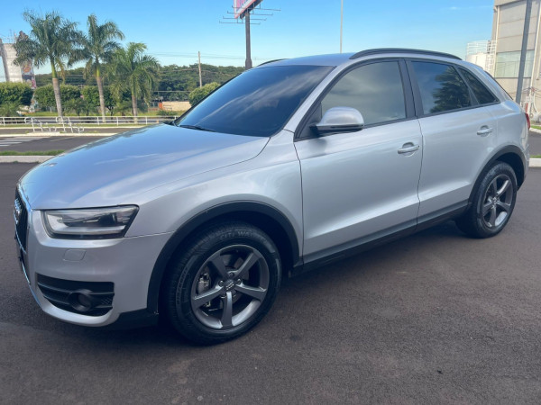 Q3 2.0 4P TFSI ATTRACTION QUATTRO S-TRONIC AUTOMÁTICO