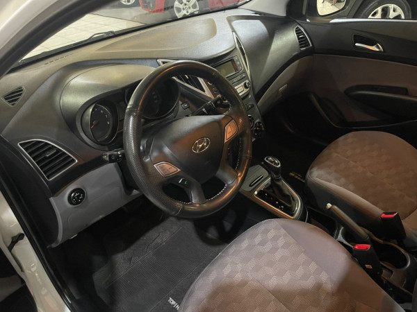 HYUNDAI HB 20 Sedan 1.6 16V 4P FLEX COMFORT AUTOMÁTICO