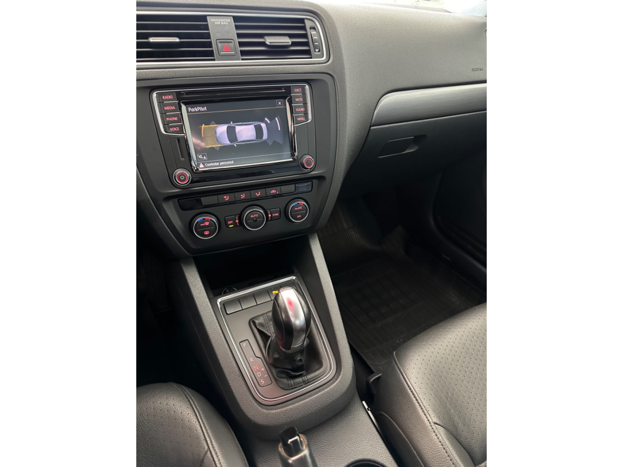 Jetta 1.4 16V 4P TSI CONFORTLINE AUTOMÁTICO