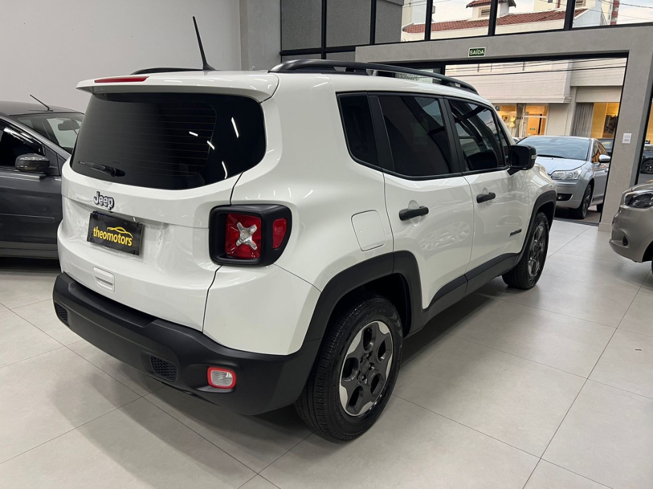 Renegade 1.8 16V 4P FLEX AUTOMÁTICO