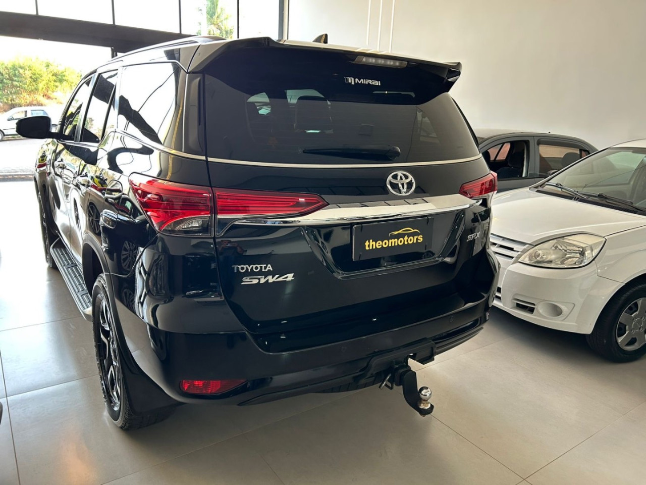 Hilux SW4 2.8 4P SRX 4X4 7 LUGARES TURBO DIESEL AUTOMÁTICO