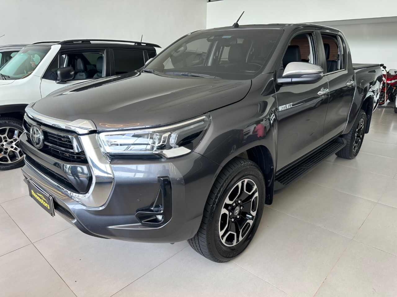 Hilux Caminhonete 2.8 16V SRX 4X4 DIESEL CABINE DUPLA AUTOMÁTICO