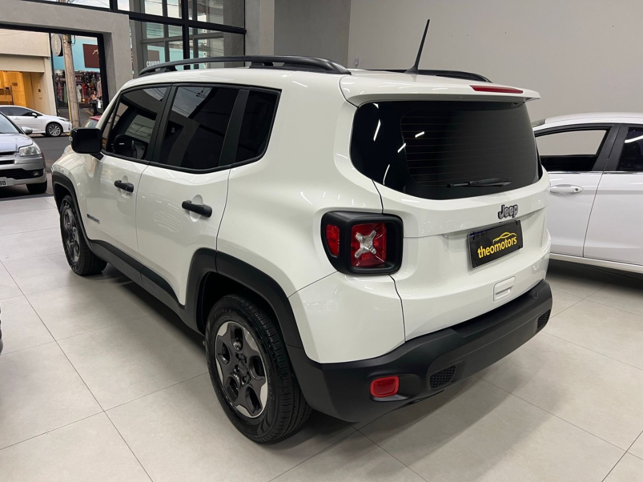 Renegade 1.8 16V 4P FLEX AUTOMÁTICO