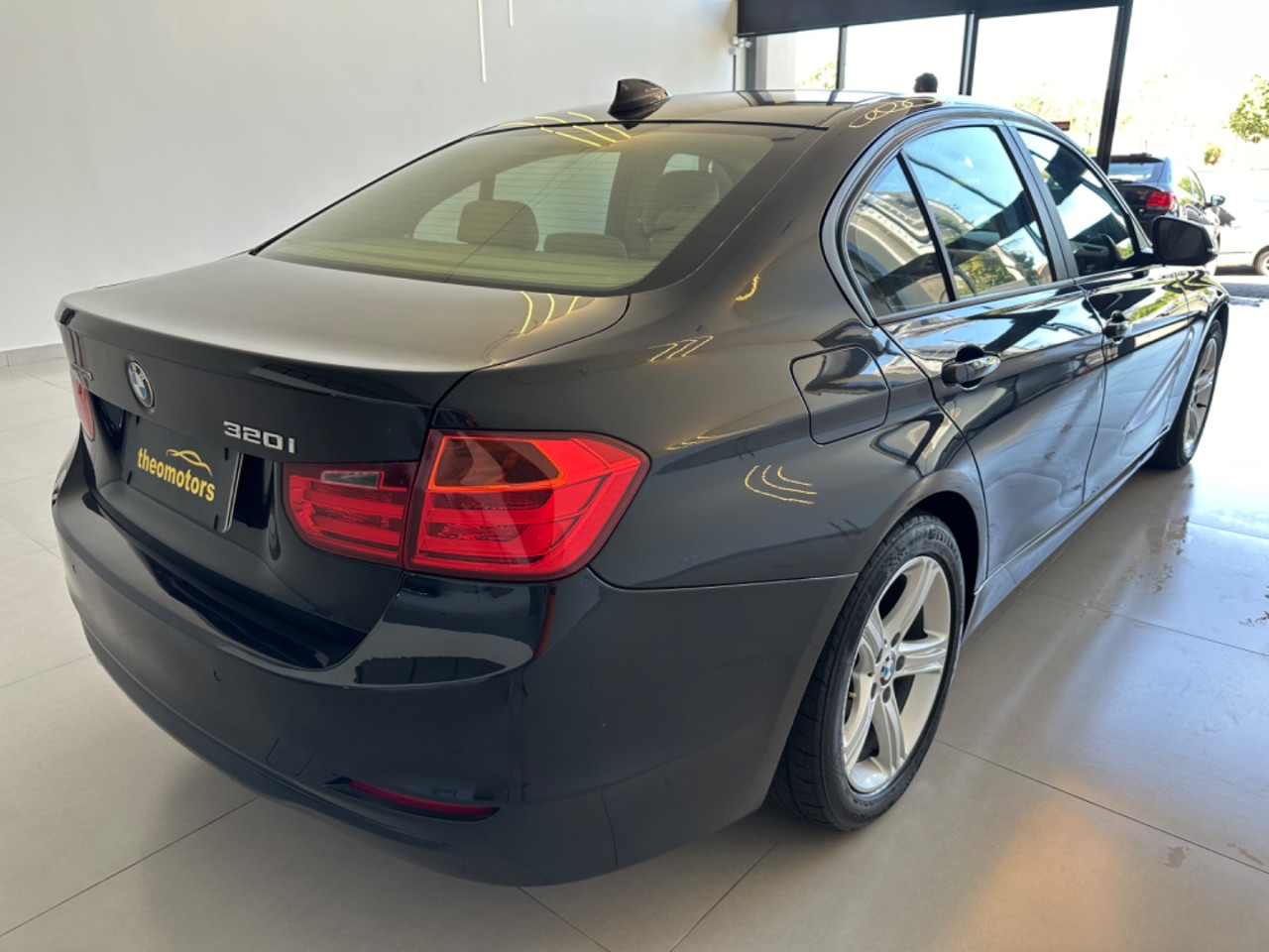 320I 2.0 16V 4P AUTOMÁTICO