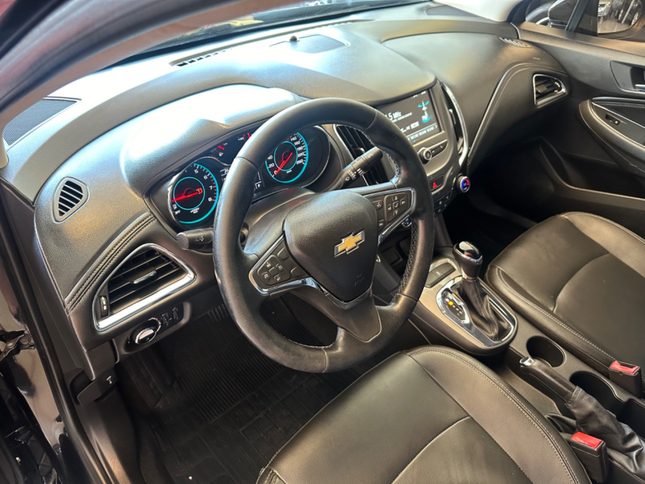 Cruze Sedan 1.4 16V 4P LT FLEX TURBO AUTOMÁTICO
