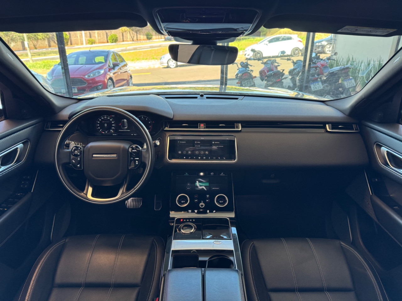 Range Rover Velar 2.0 16V 4P P300 SE R-DYNAMIC AUTOMÁTICO