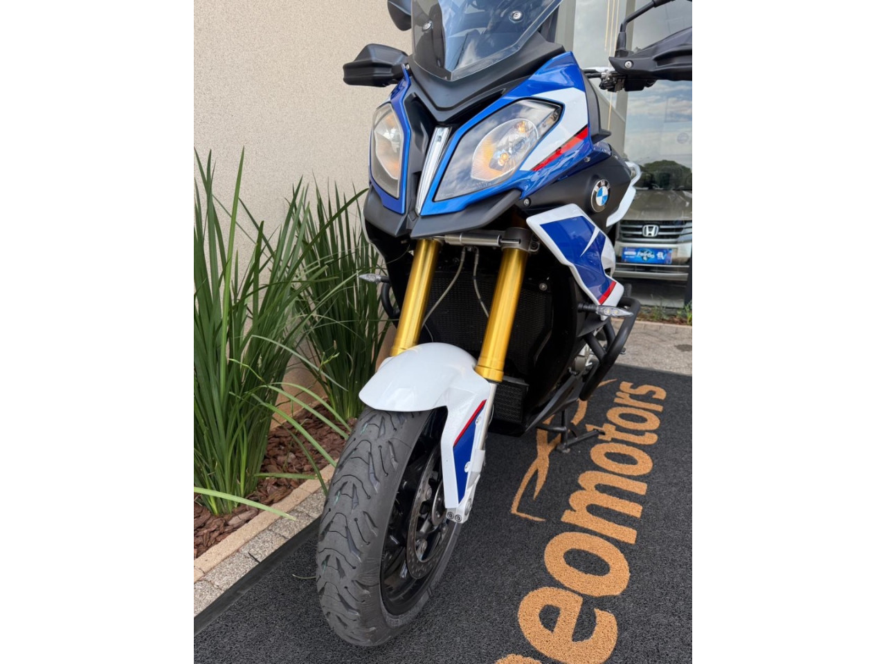 BMW S 1000 XR Modelo sem Versão