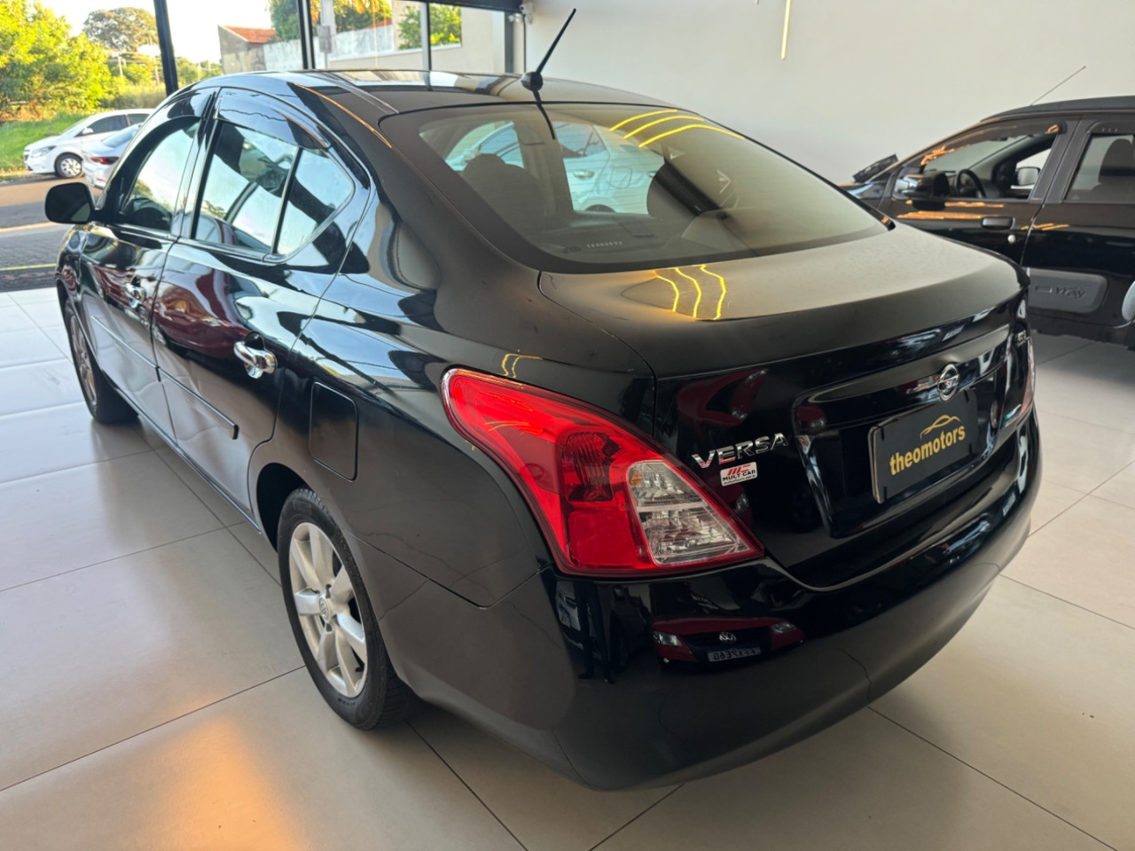 Versa Sedan 1.6 16V 4P FLEX SL