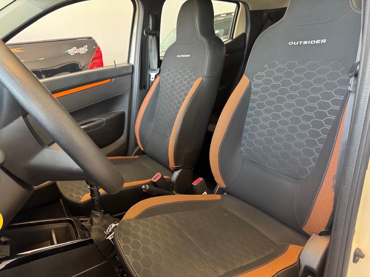 Kwid 1.0 12V 4P SCE FLEX OUTSIDER