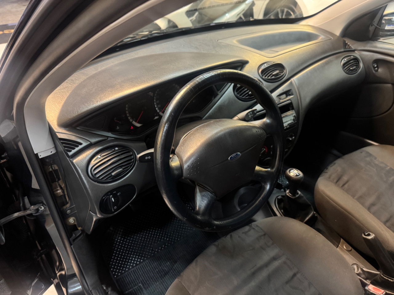Focus Hatch 1.6 4P GLX FLEX