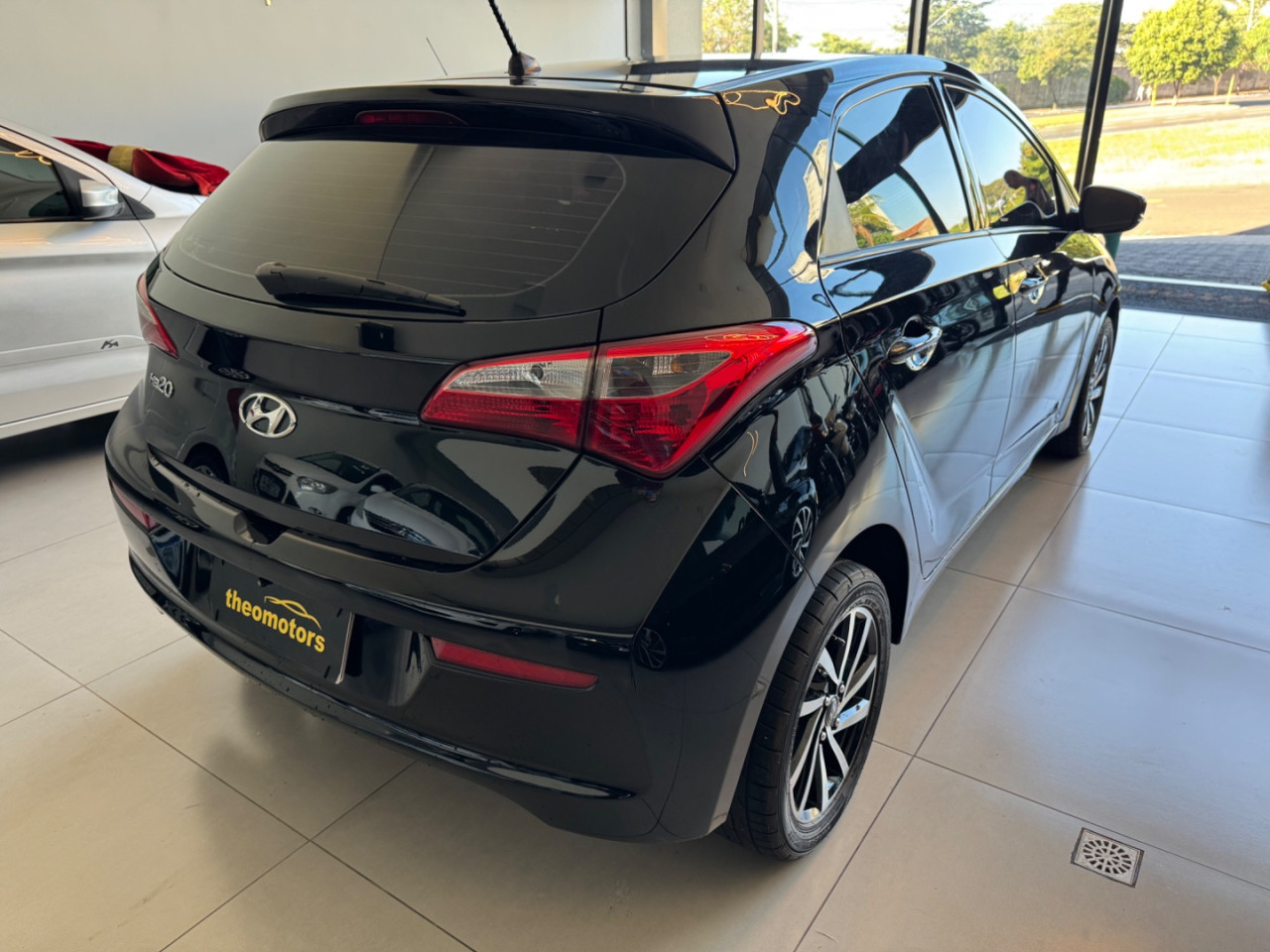 HB 20 Hatch 1.0 12 V 4P FLEX COMFORT STYLE