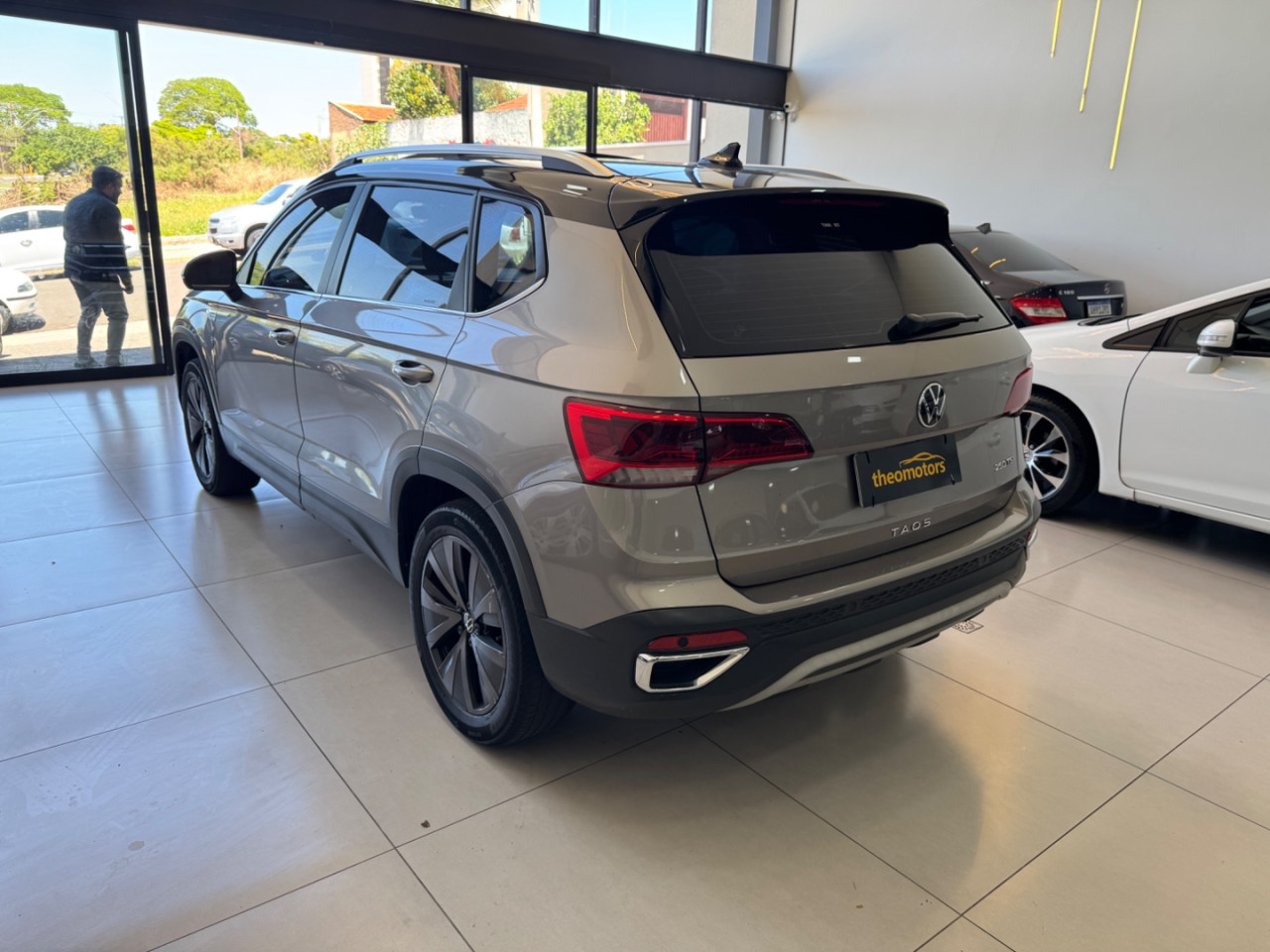 VOLKSWAGEN Taos 1.4 16V 4P FLEX 250 TSI HIGHLINE AUTOMÁTICO