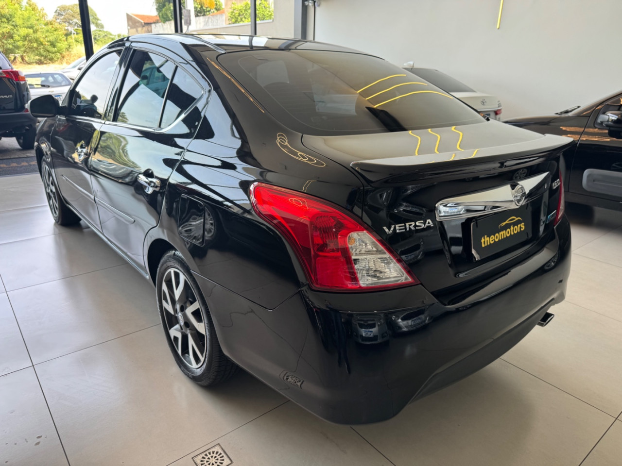 Versa Sedan 1.6 16V 4P SL FLEX XTRONIC AUTOMÁTICO CVT